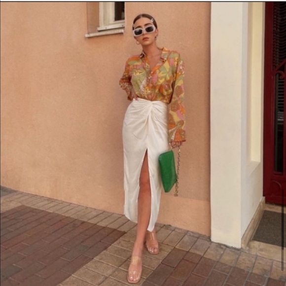 Zara satin effect knot skirt - Picture 6 of 11